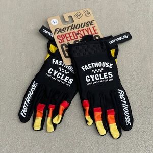 Dirt bike gloves